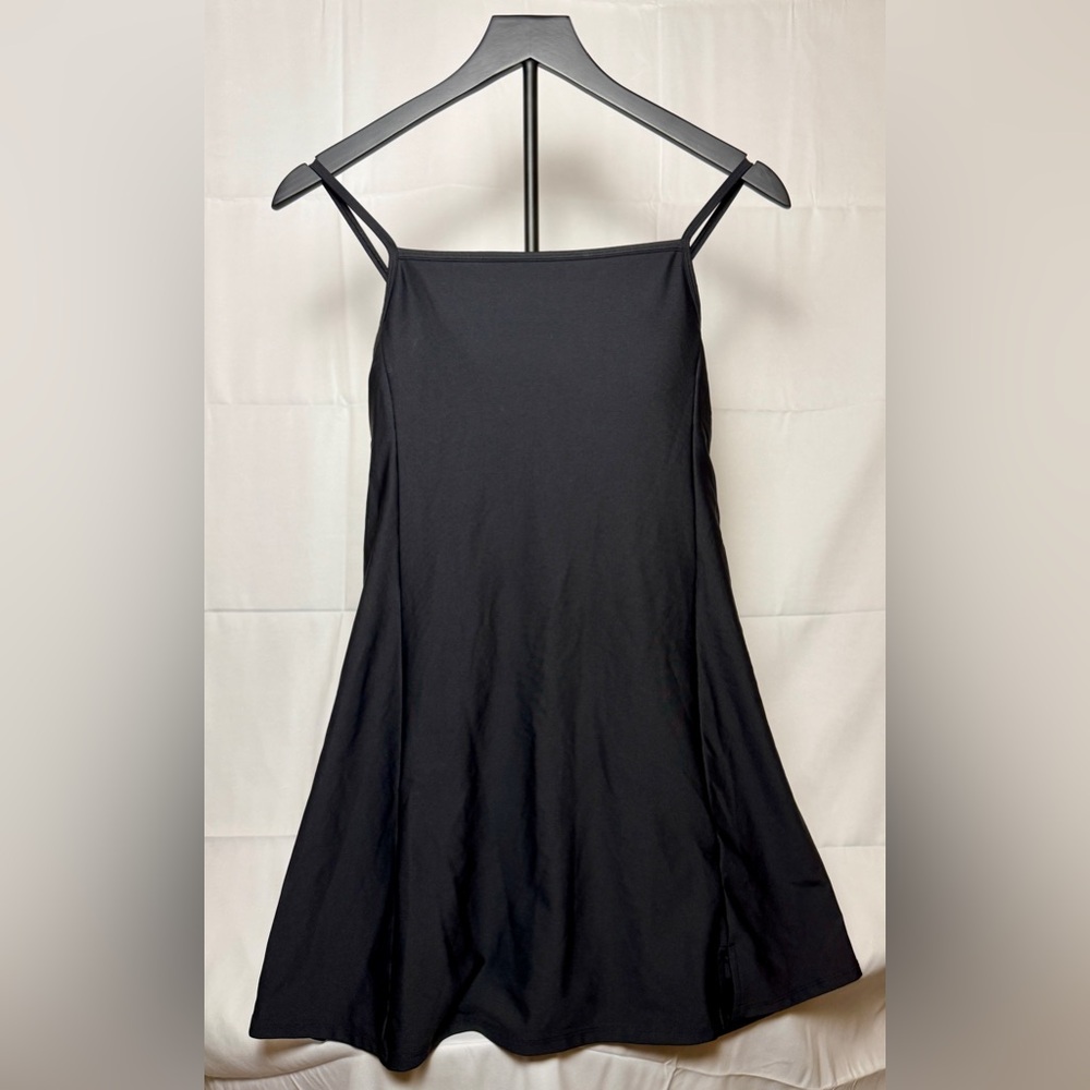 Old Navy Women’s PowerSoft Athletic Tennis Dress
